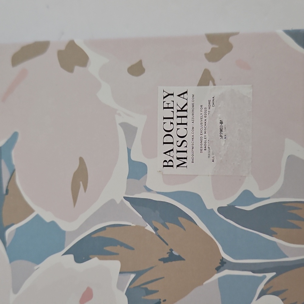 Badgley Mischka NWT Floral/Gold Motif Clipboard Set - Picture 7 of 9